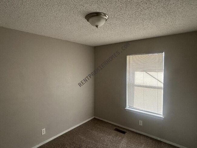 Photo - 3332 S 140th E Ave