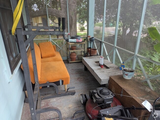 Building Photo - 620 Kenmore Ave Unit Pickle is not included Rental
