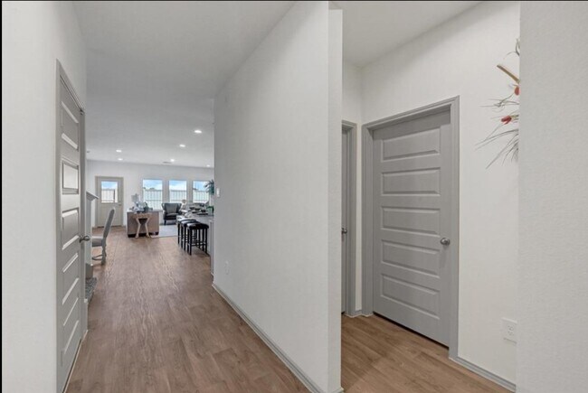 Photo - 1606 Westway Dr