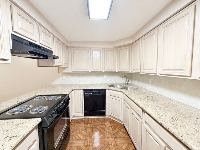 Photo - 6069 Hilburn Rd