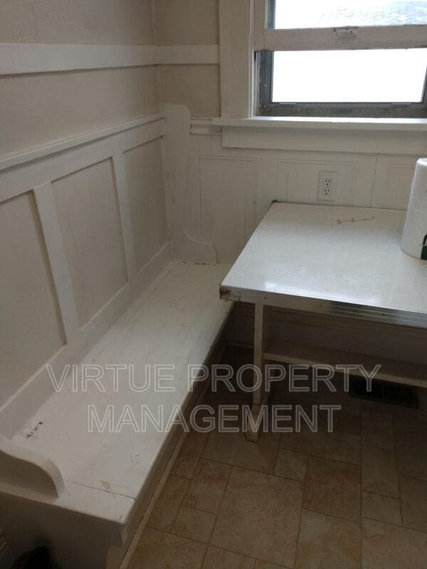 Photo - 633 3rd St
