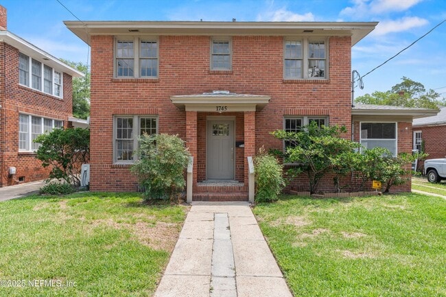 Building Photo - 1745 Belmonte Ave Rental