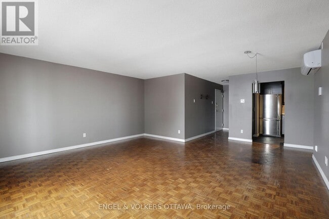 Photo - 475 Laurier Ave W Unité 708