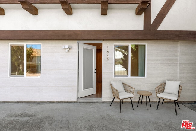 Building Photo - 11945 Sonoma Way