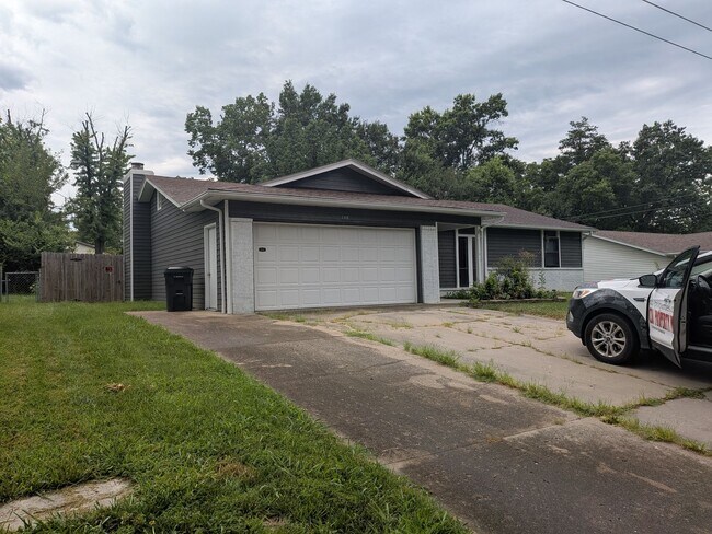 Photo - Fully furnished. All utilities included 3 Bed 1.5 Bath House