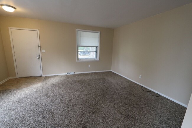 Photo - 902 N 4th St Apartment Unit 900 N 4th St