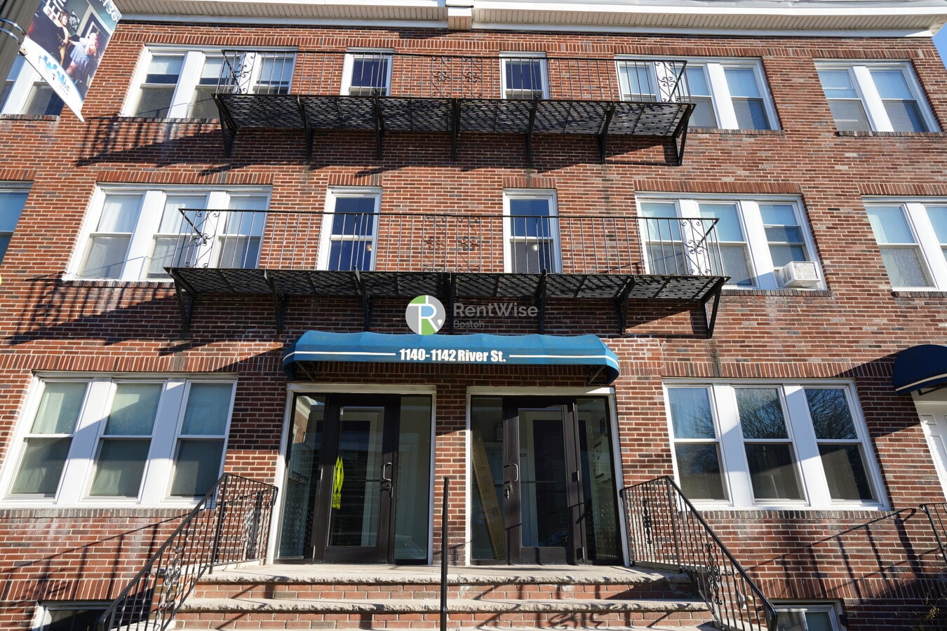 Photo - 1142 River St Apartamento Unidad 2R HEAT AND HW INCL