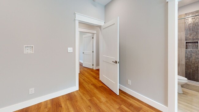Photo - 1726 Forest Ave