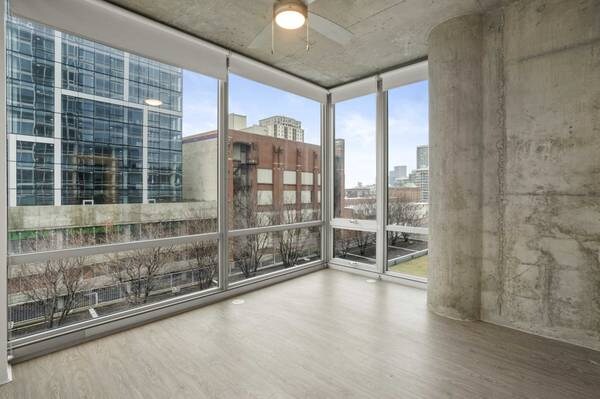 Photo - 1459 S State St