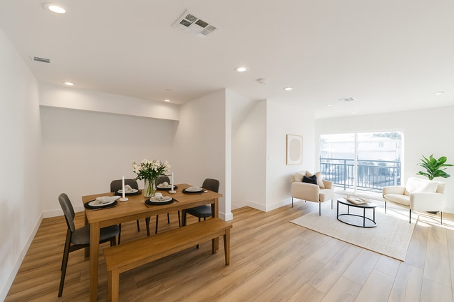 Photo - 2808 S Redondo Blvd