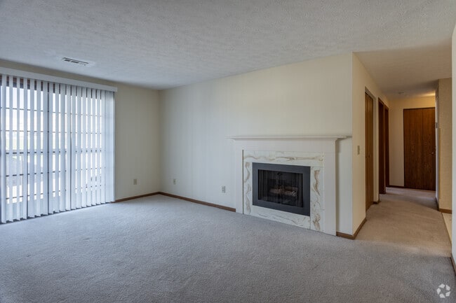 2BD, 1BA