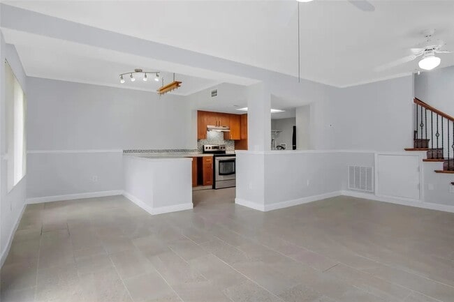 Photo - 603 Coconut Palm Way