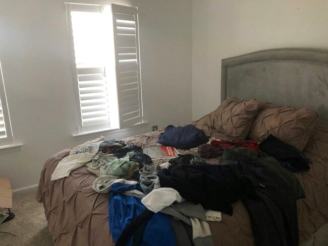 Photo - 23545 Devonshire Rd