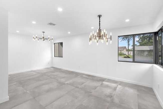 Photo - 2460 SW 58th Mnr