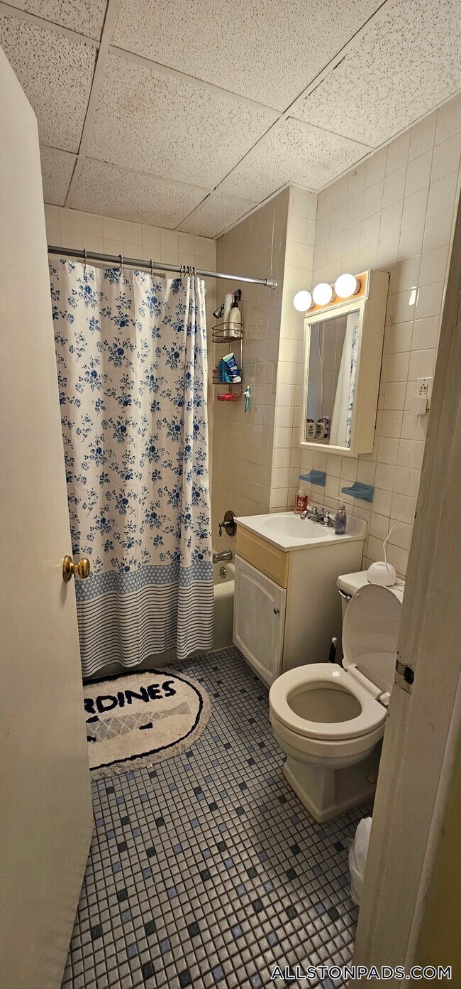 Photo - 1307 Commonwealth Ave Unit 4