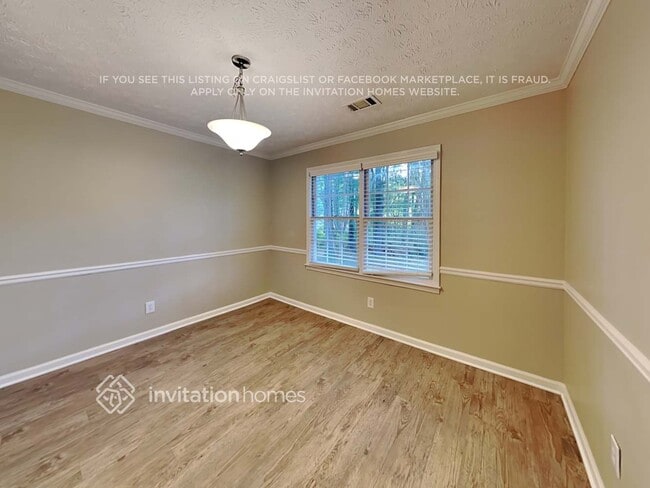 1055 Burning Bush Dr