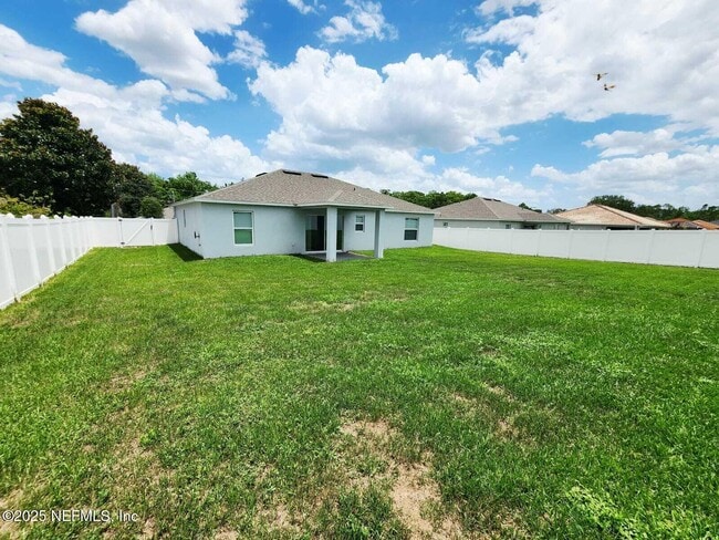 Photo - 27 Farmsworth Dr