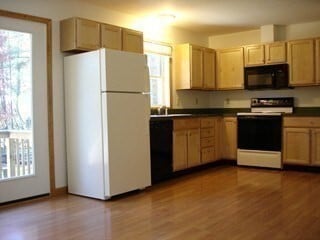 Photo - 107 N Liberty St