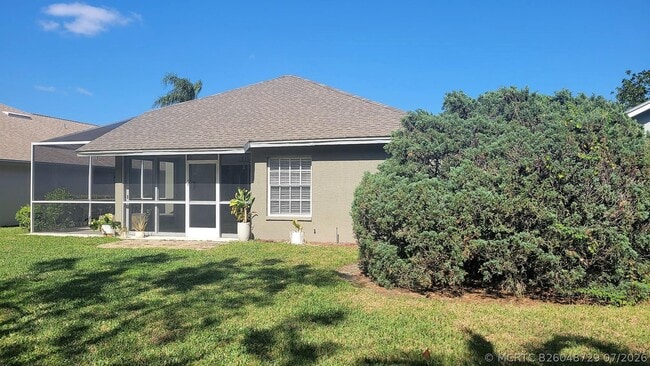 20907 Country Barn Dr