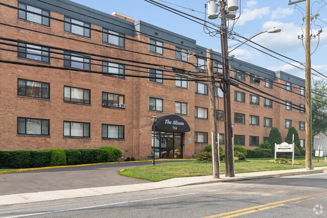 714 Sligo Ave