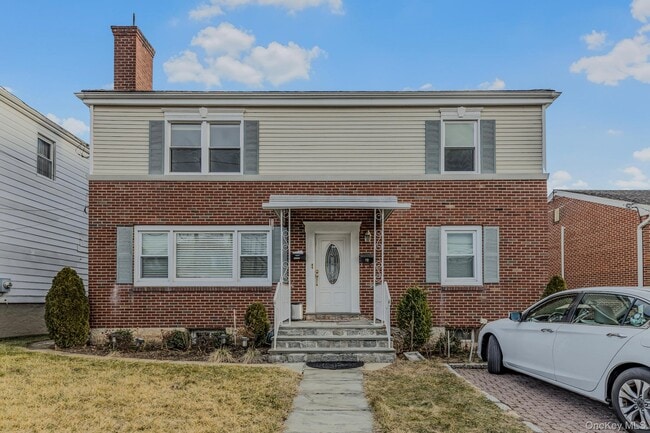 Building Photo - 120 Woodside Ave Unit 2