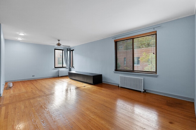 Photo - 1208 W Chase Ave Unit 3D