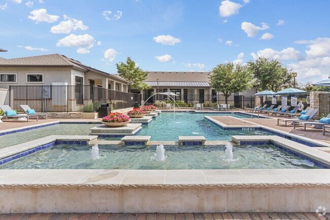 Building Photo - Residences at the Collection Rental