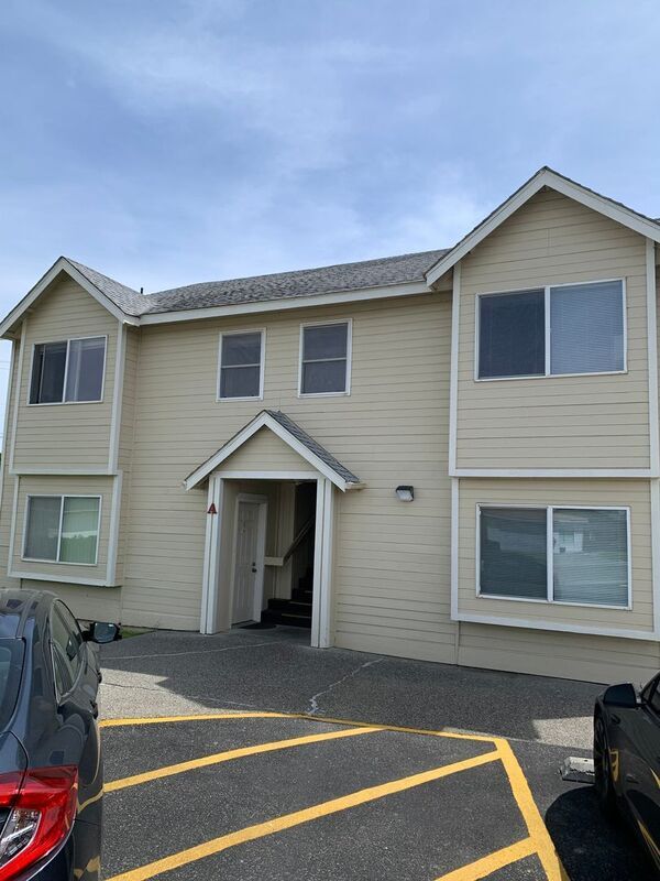 Building Photo - 17 W 24th Ave Unit A2