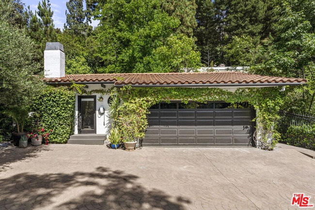 Photo - 9559 Sherwood Forest Ln