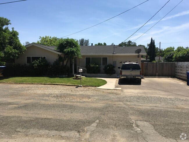 Building Photo - East Redding Home with Garage and Shop!!