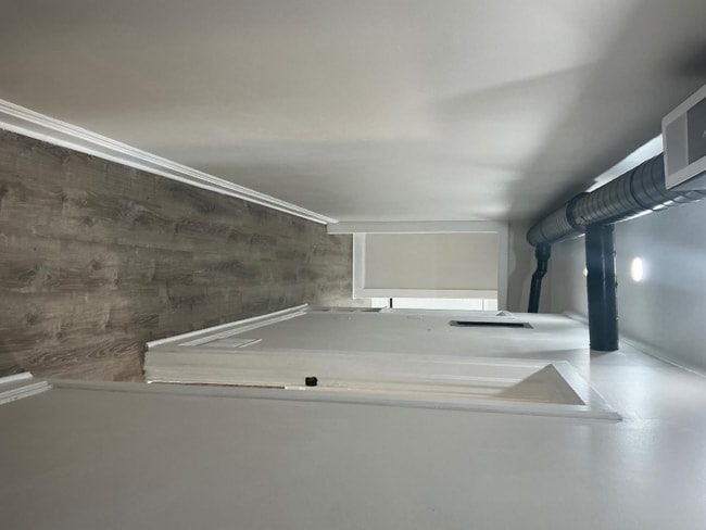 Photo - 1970 E 71st St Unit 5