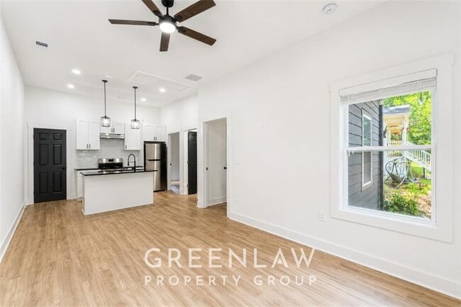 Photo - 1226 Byewood Ln SW