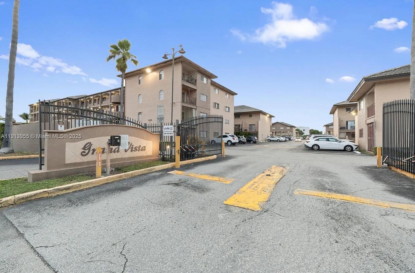 Photo - 8851 NW 119th St Unit Apt 4203