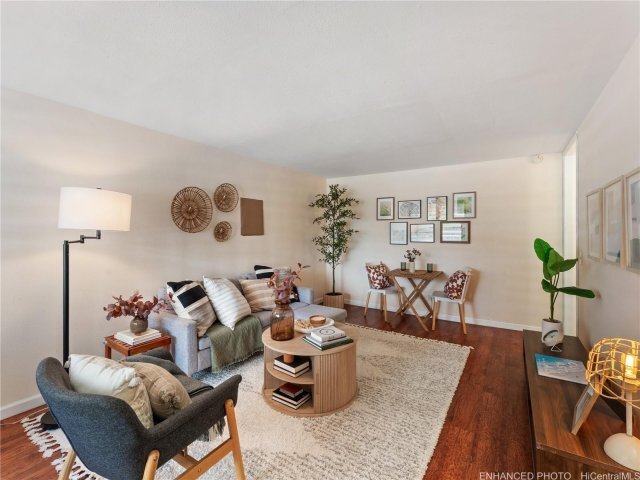 Photo - 1541 Dominis St Unidad 506