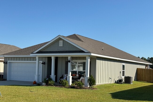 Building Photo - 1036 Hayward Lp