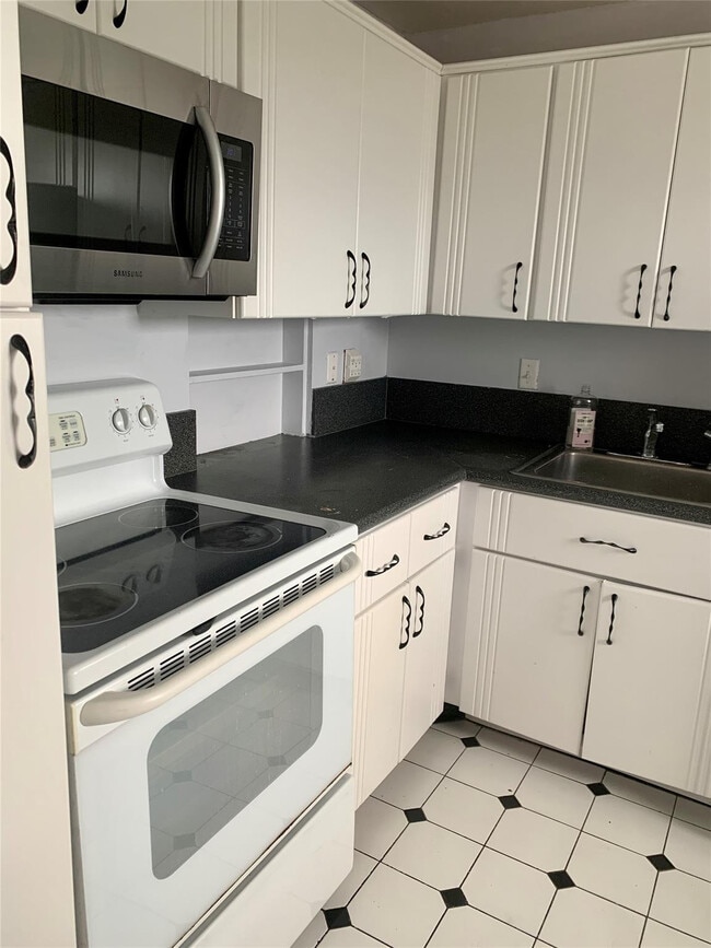 Photo - 5700 NW 2nd Ave Unit 508