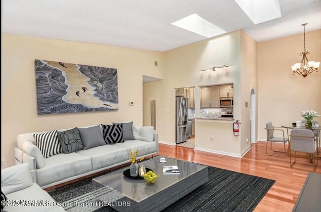 Photo - 71 Crabapple Ln Unit 266