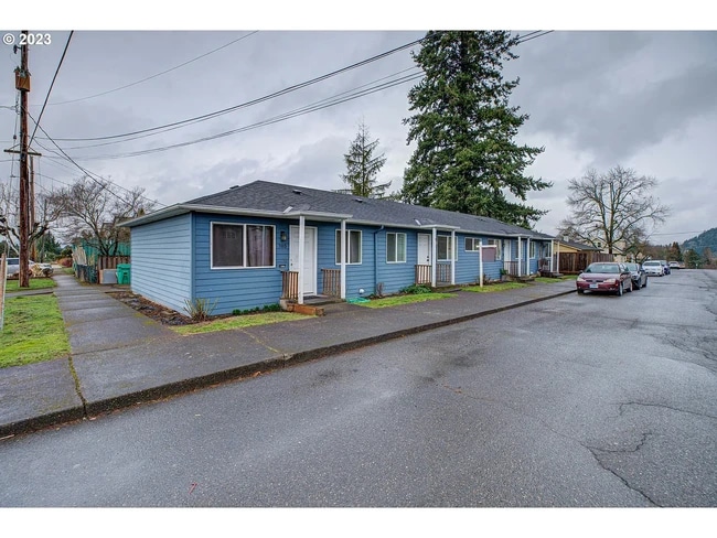 Building Photo - 707 NE 92nd Ave Rental