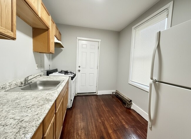 Photo - 2020 Margaret St