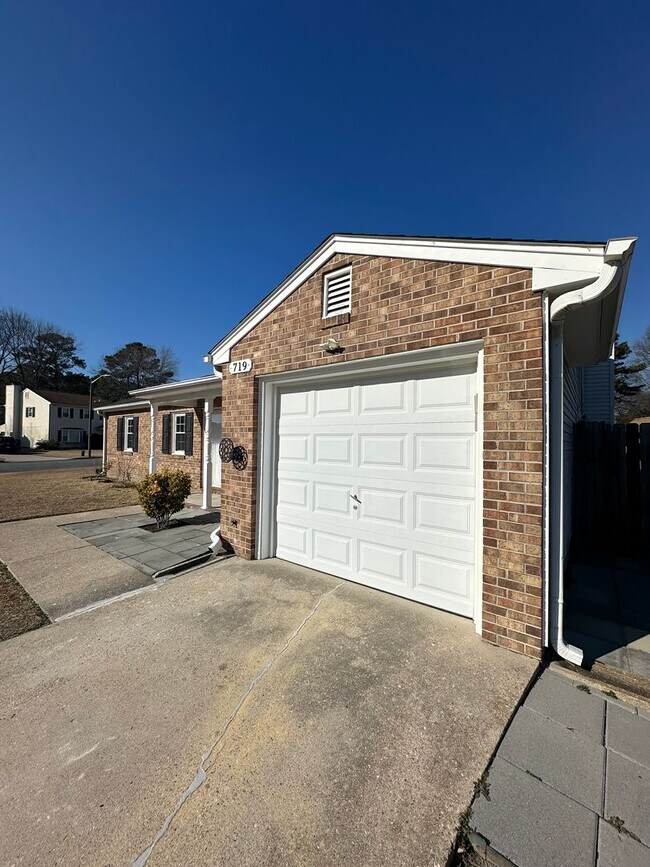 Photo - Located in Close Proximity to City Center.