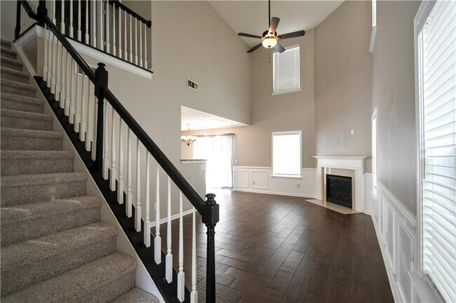 Photo - 6215 Smoke Ridge Ln