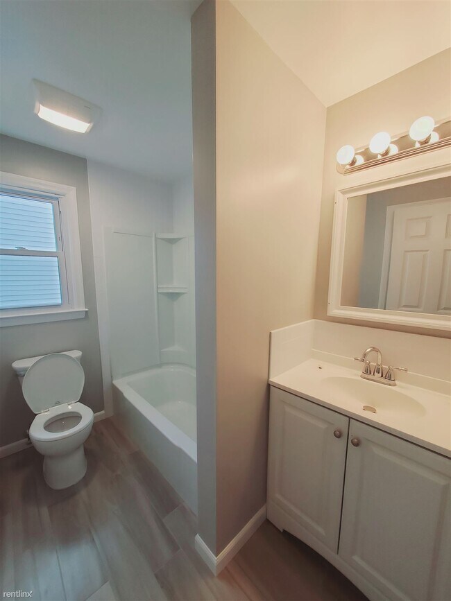 Photo - 3 br, 1 bath Condo - 37 Beal St Unit 1 Unit 1