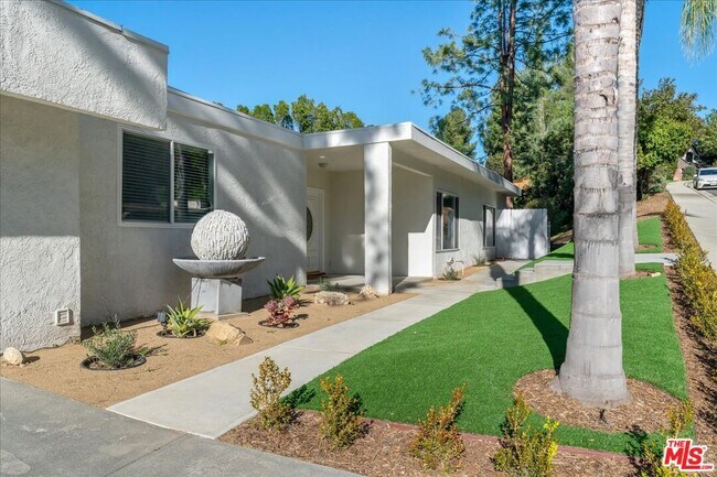 Photo - 4862 Adele Ct House