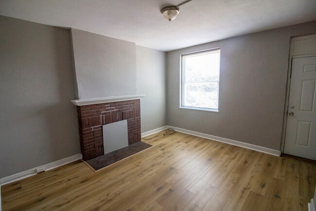 Photo - 2835 Miami St Unit 2835 A