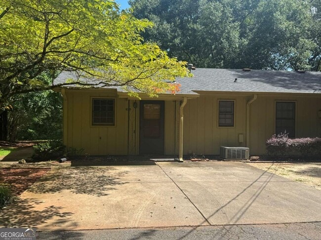 Building Photo - 625 Epps Bridge Pkwy Rental