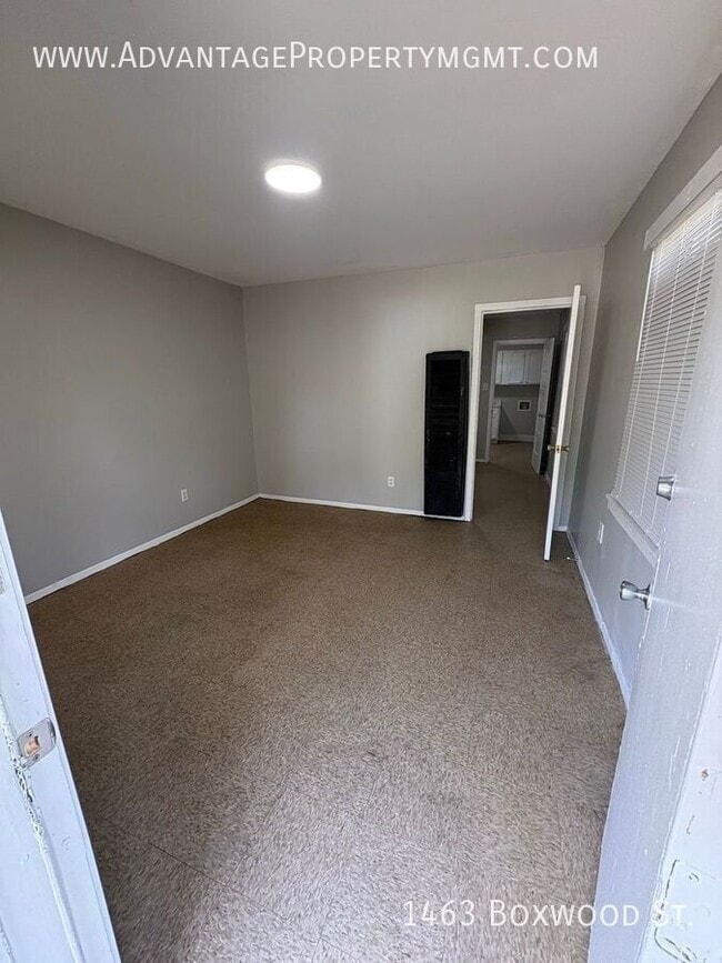 Photo - 1463 Boxwood St