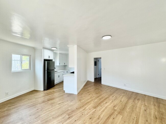 Photo - 340 W 87th St Apartment Unit 1