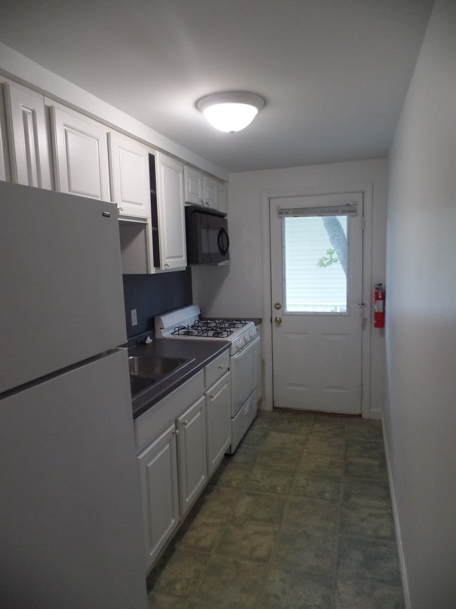 Photo - Mill Company Gardens Apartments