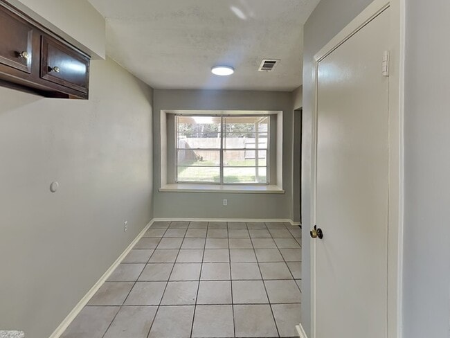 Photo - 4315 Sloangate Dr