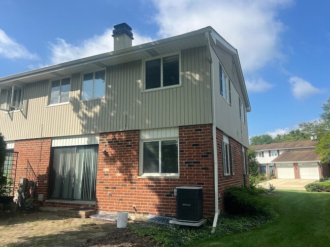 Photo - 1565 Coloma Ct S